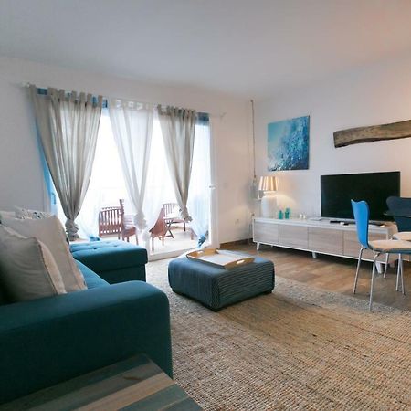 Chromotheraphy Cerca Del Mar Apartment Costa Teguise Exterior photo